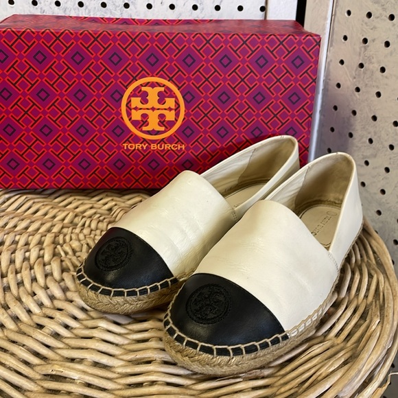 Tory Burch Shoes - Tory Burch leather